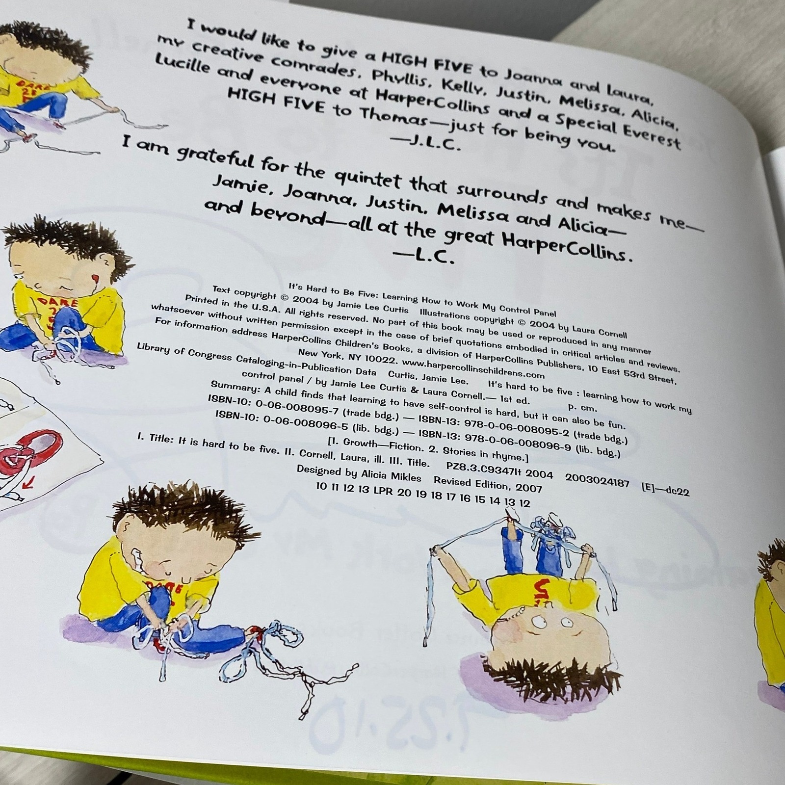 Jamie Lee Curtis Signed Its Hard To Be Five Book Coa Laura Cornell Hardcover — image 7 of 8